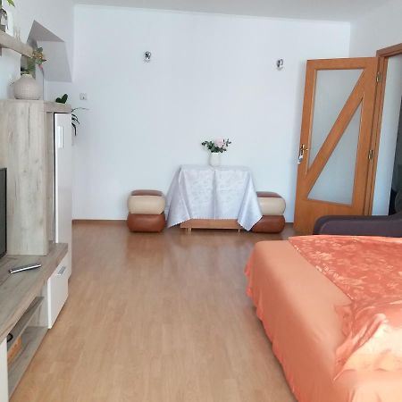 Apartament Anca Apartment Констанца Екстериор снимка